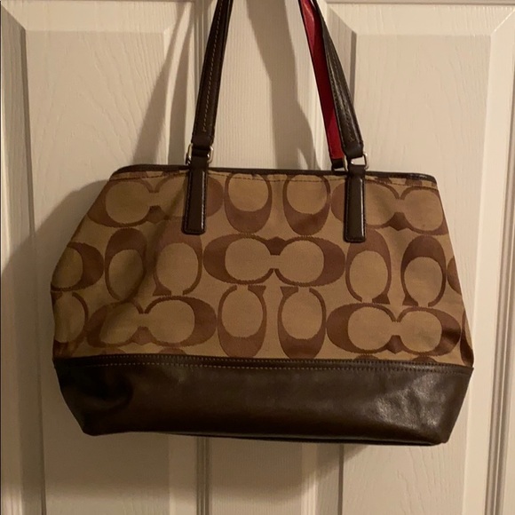 Coach Purse - Picture 4 of 5